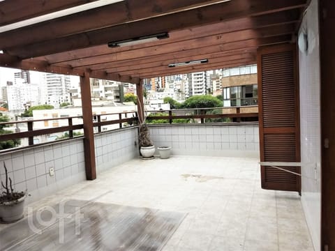 Image 38 - 224320